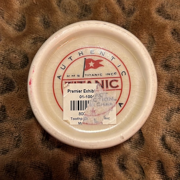 Accents Sale 32 Rms Titanic Gosnell Company Vintage Replica Cherry